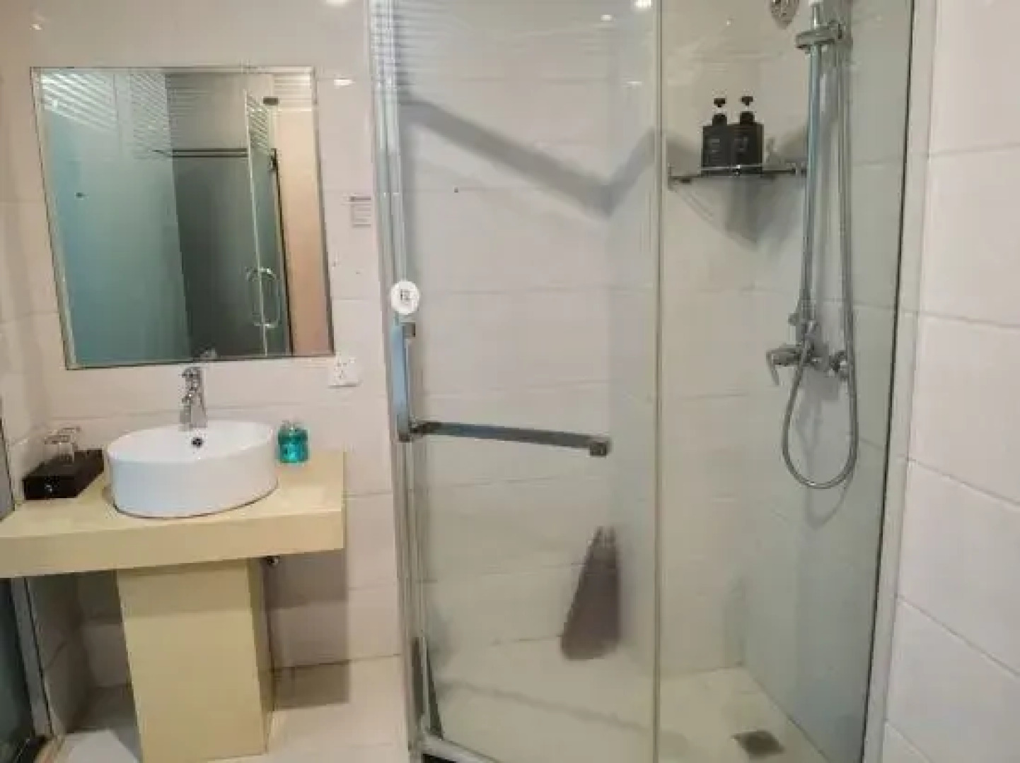 Ruihe Hotel in Lucheng City