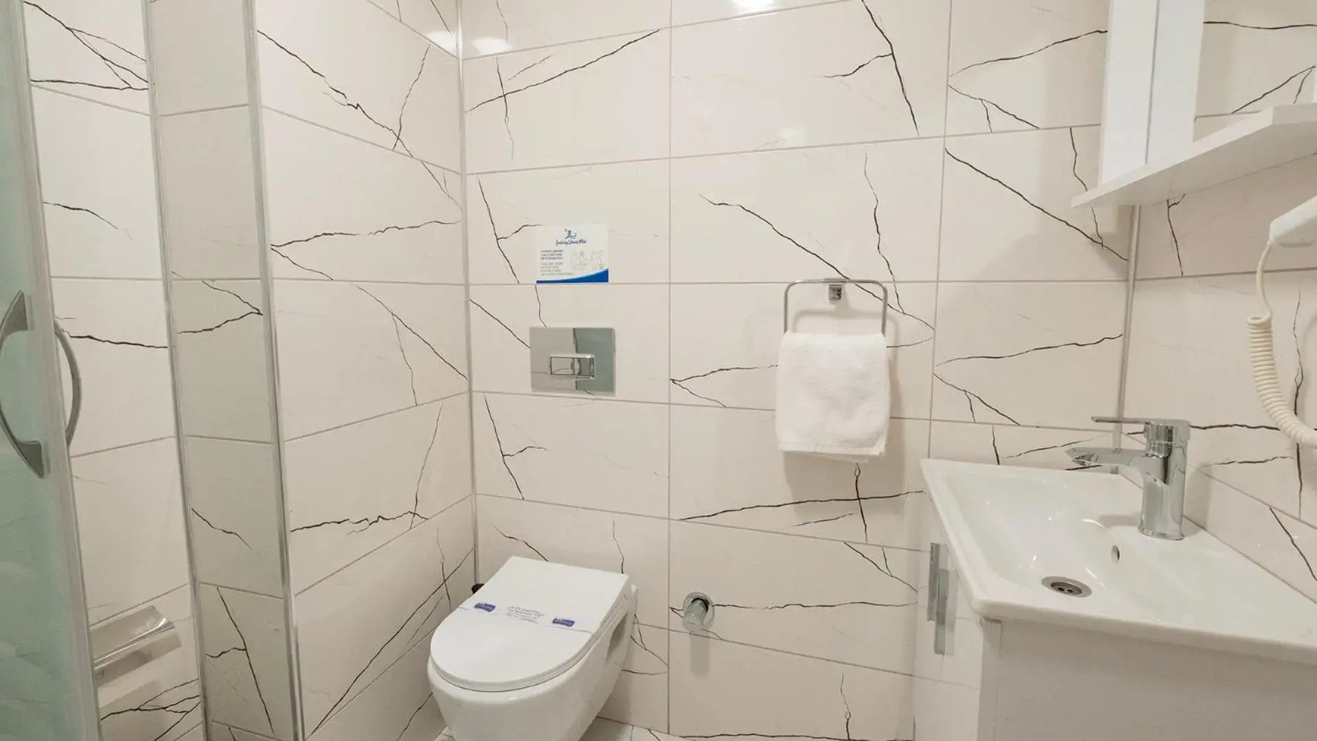 Yaliköy Deni̇z Otel