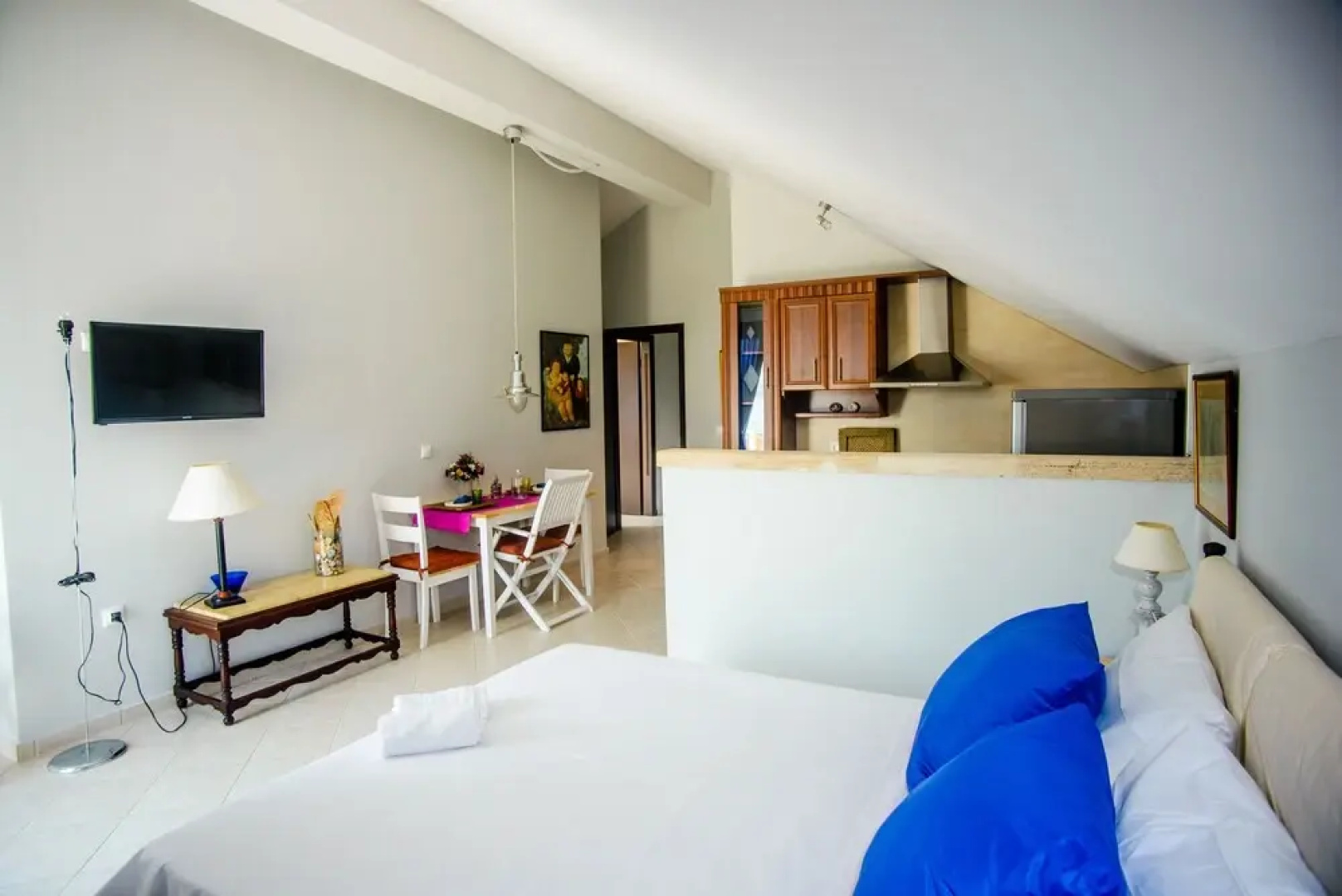Xenia Ionis Luxury Concept Apartments