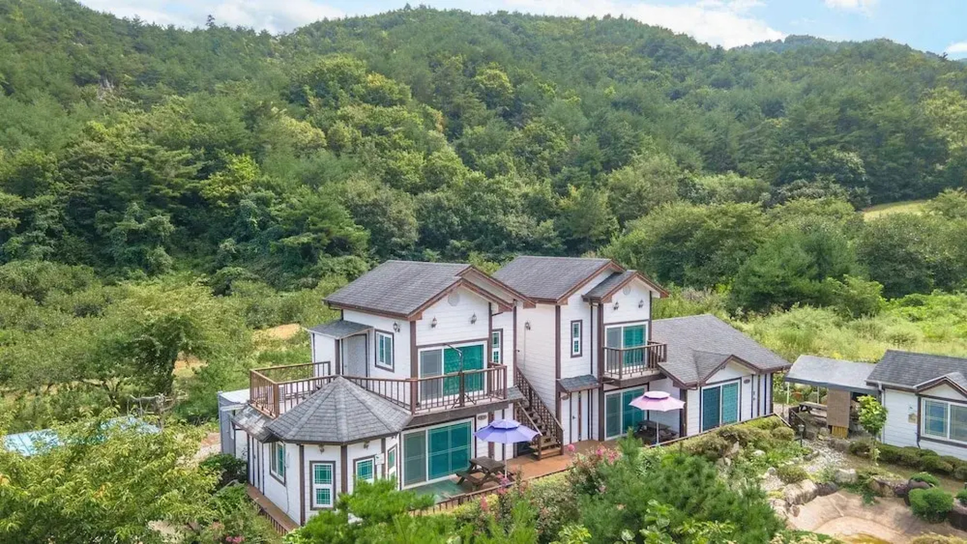 Samcheok Herb Pension