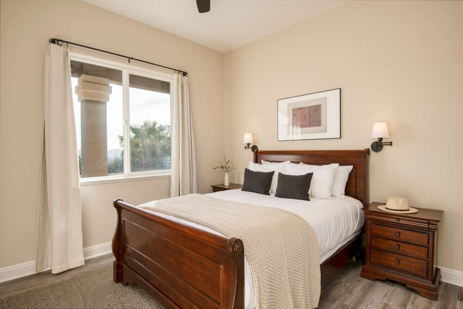 Casa Sancerre by Avantstay - Hilltop Estate w Breathtaking Views, Pool & Hot Tub