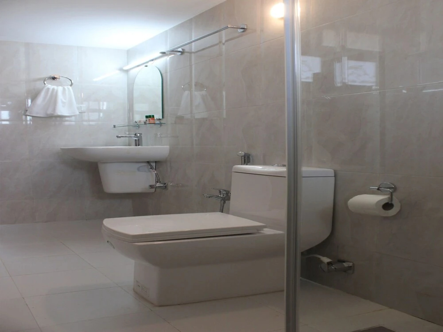 OYO 8877 Dynasty Villa Boutique Resort