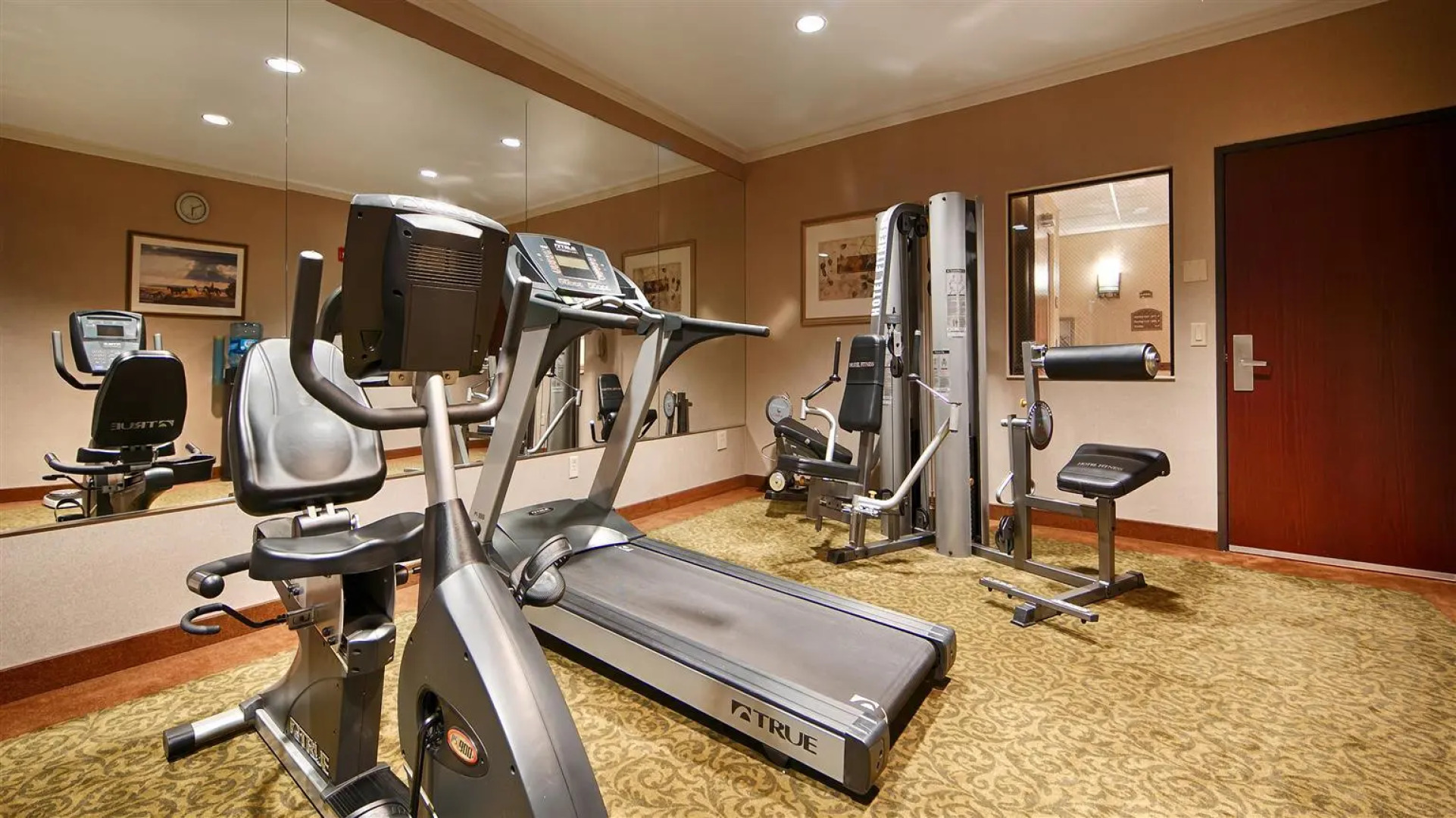 Отель by Best Western Yucca Valley Joshua Tree