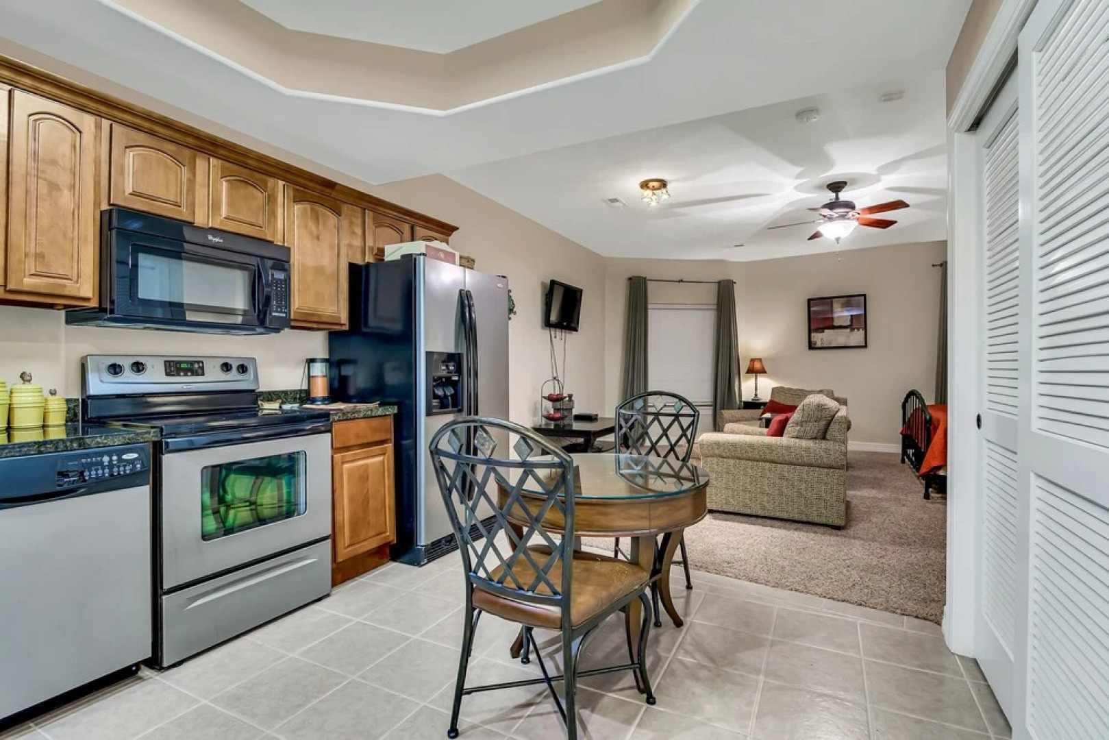 Tranquil Retreat Condo by Redawning