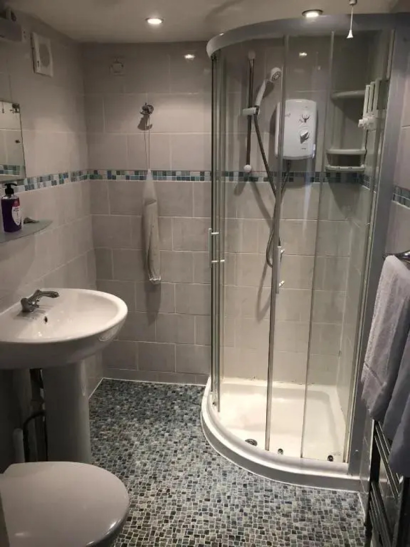 Spindrift Guest House - Adults Only