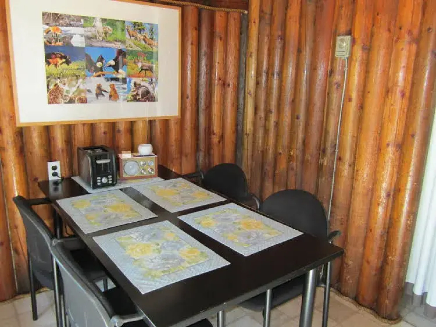 Seawood Bed & Breakfast & Cabins