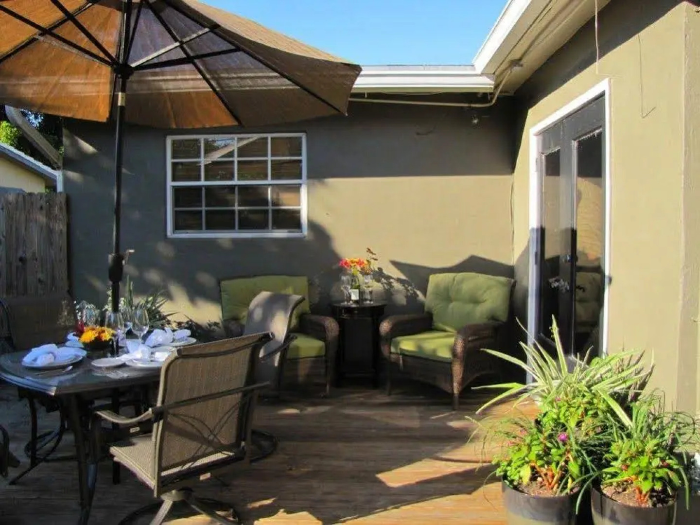 Wilton Bungalow West