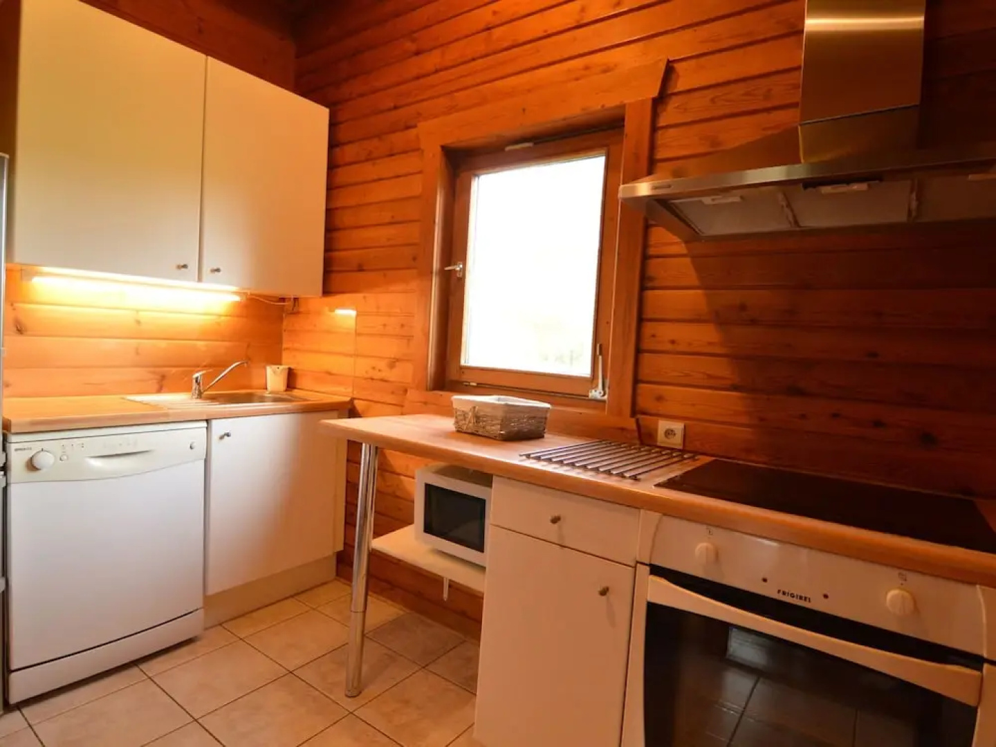 Traditional Chalet with Garden near Malmedy & Hautes-Fagnes