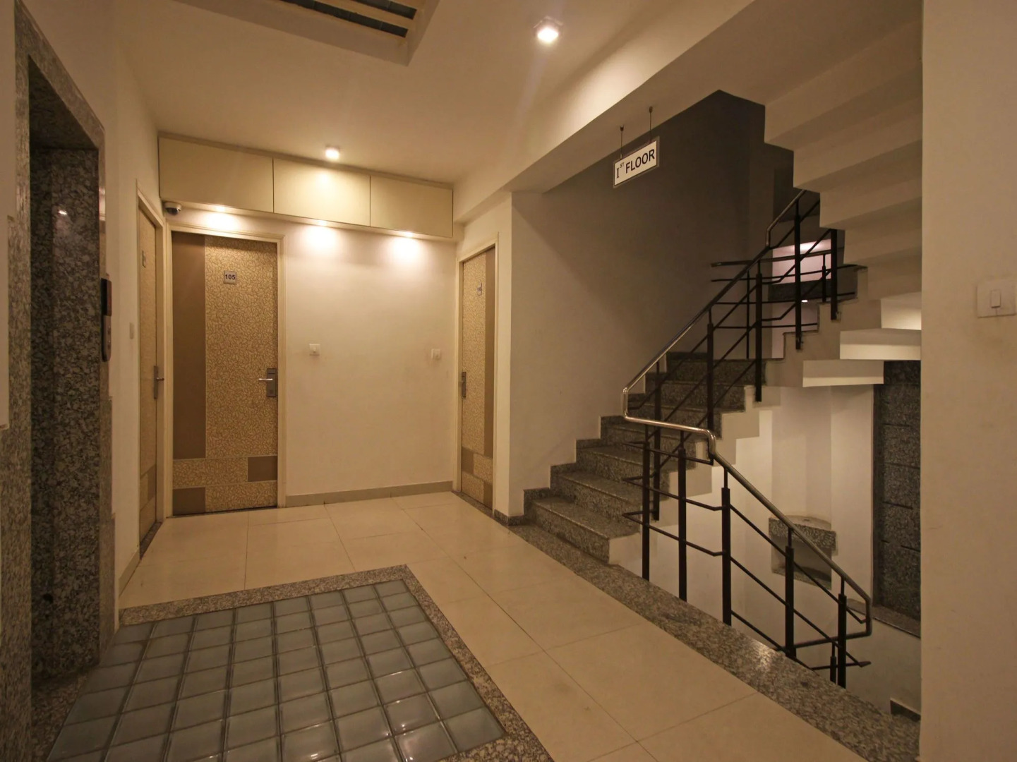 OYO 8456 Hotel Orient