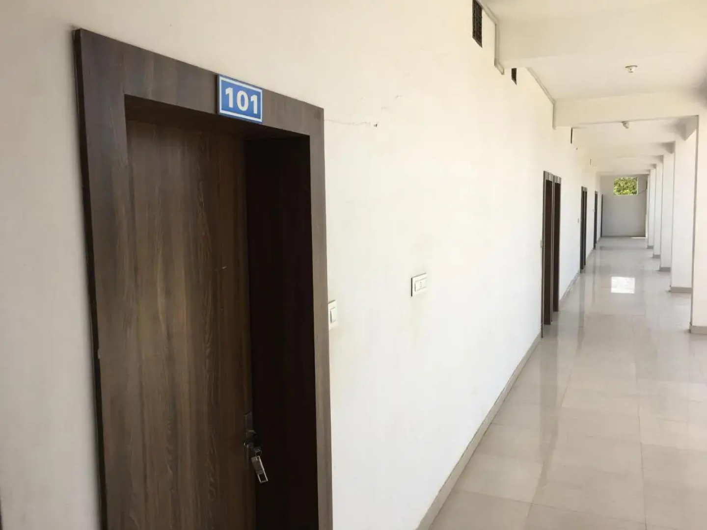 Roop Shree Hotel