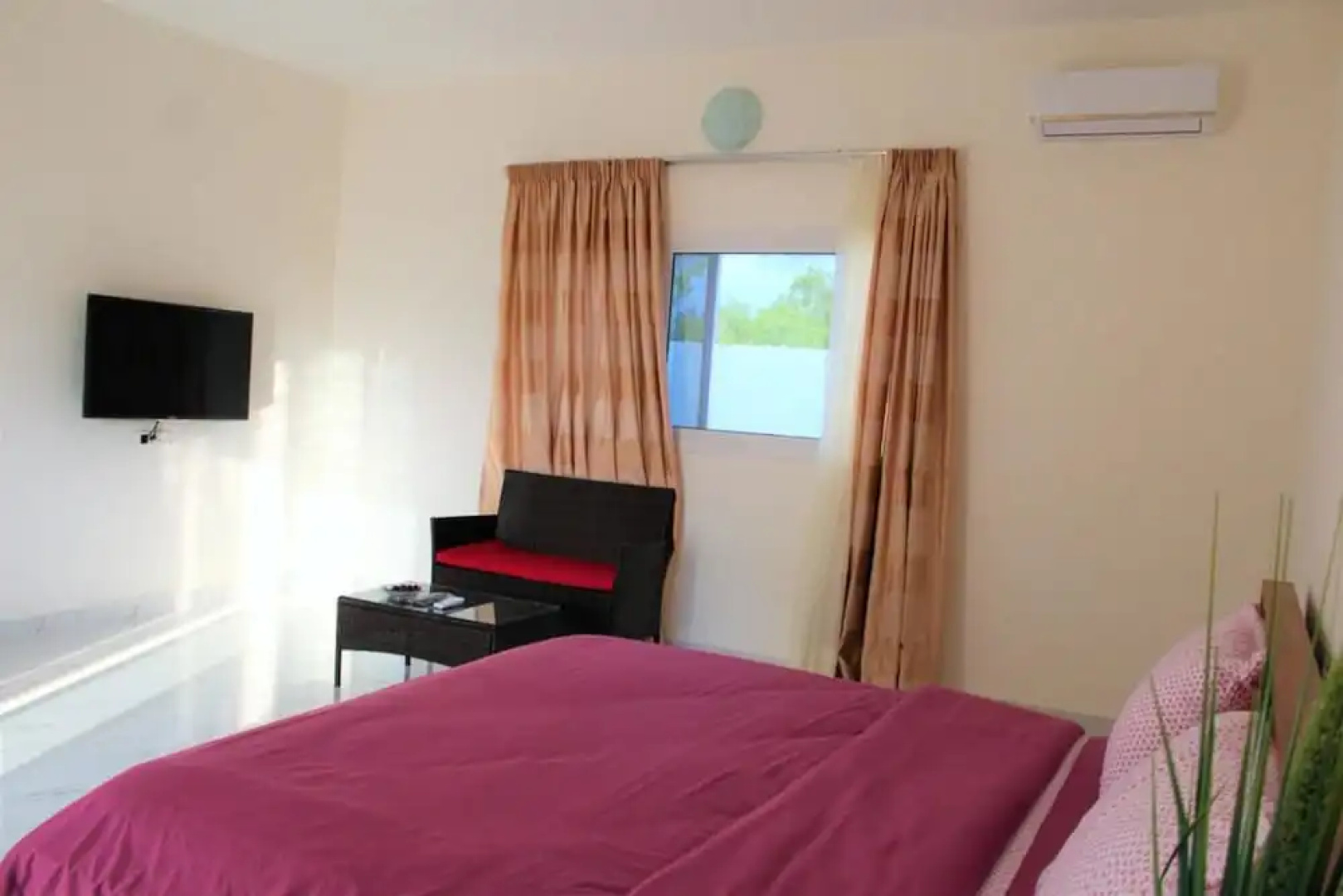 Select Lodge