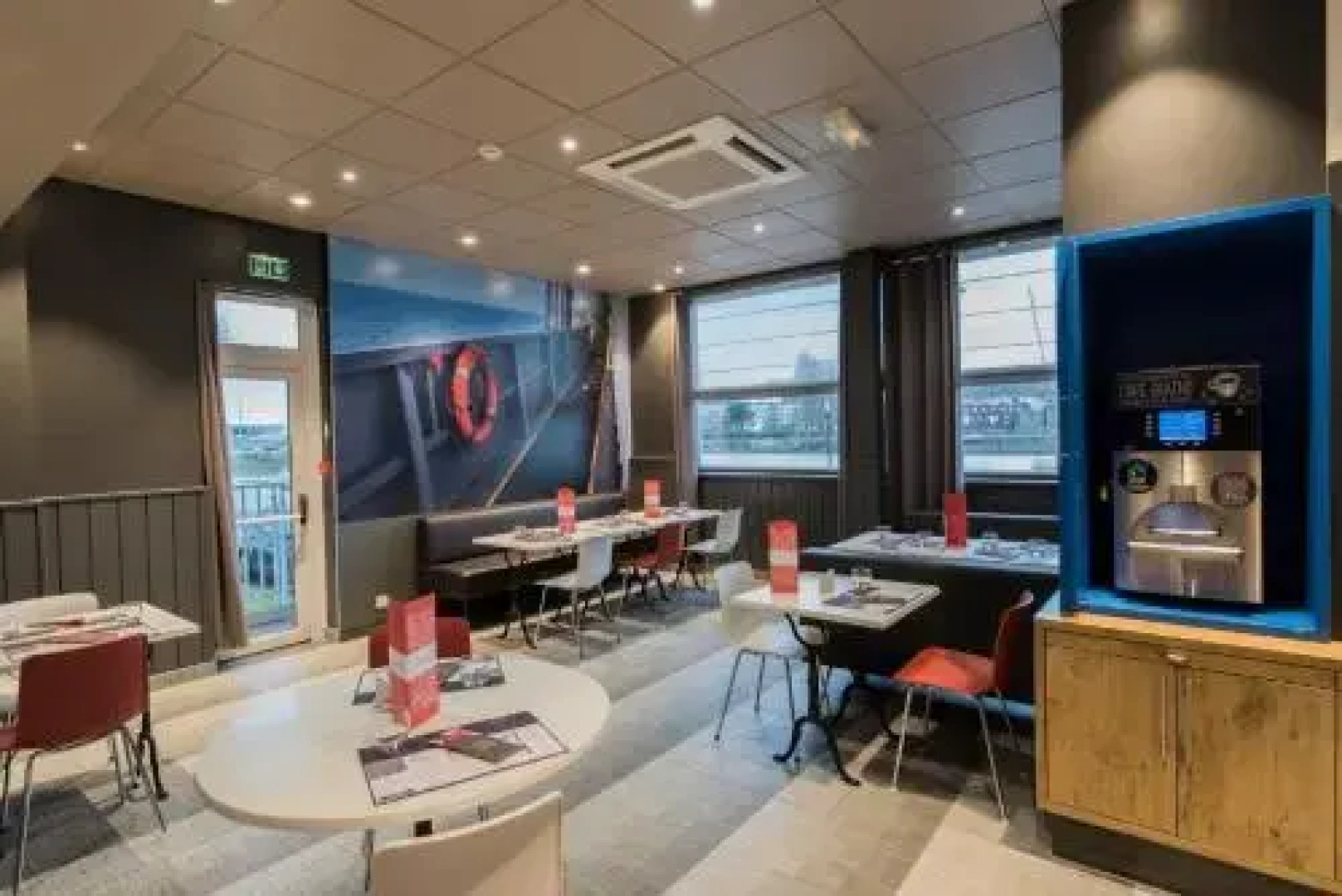 The Fremont Plaza Hotel