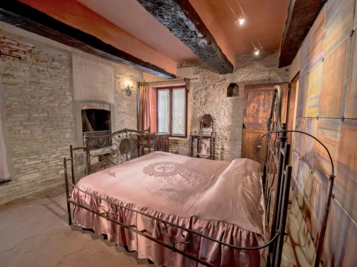 Locazione Turistica Antico Borgo Del Riondino