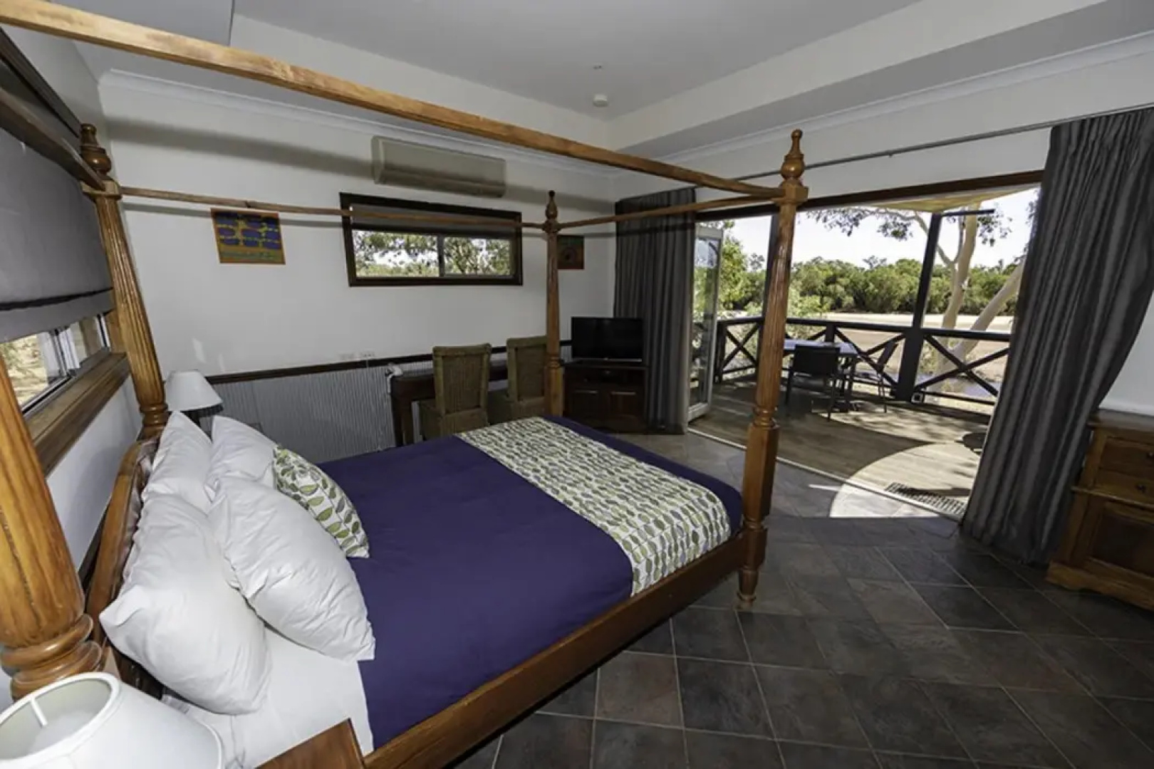 Fitzroy River Lodge
