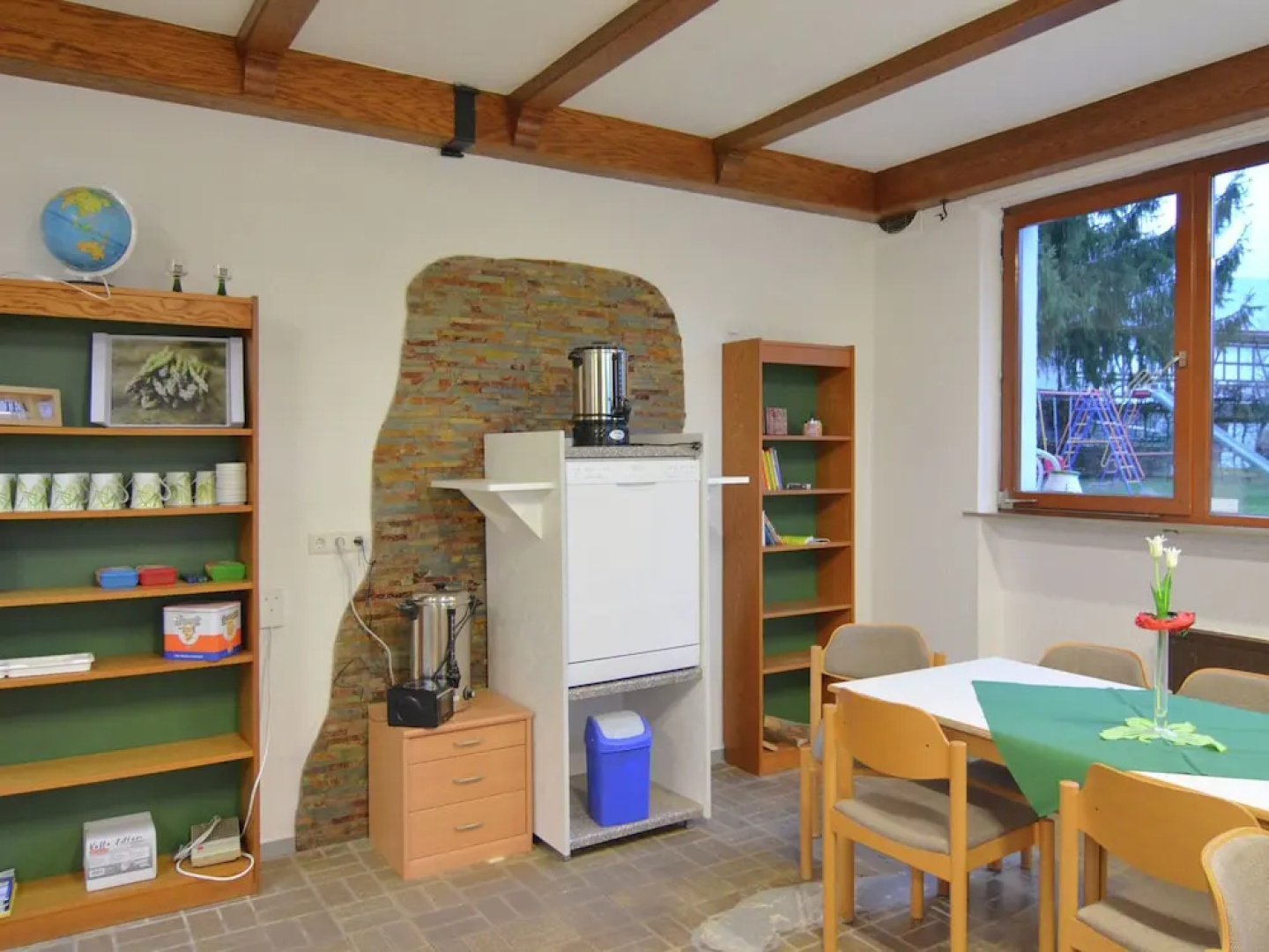 Spacious Holiday Home in Hulsa with Private Garden