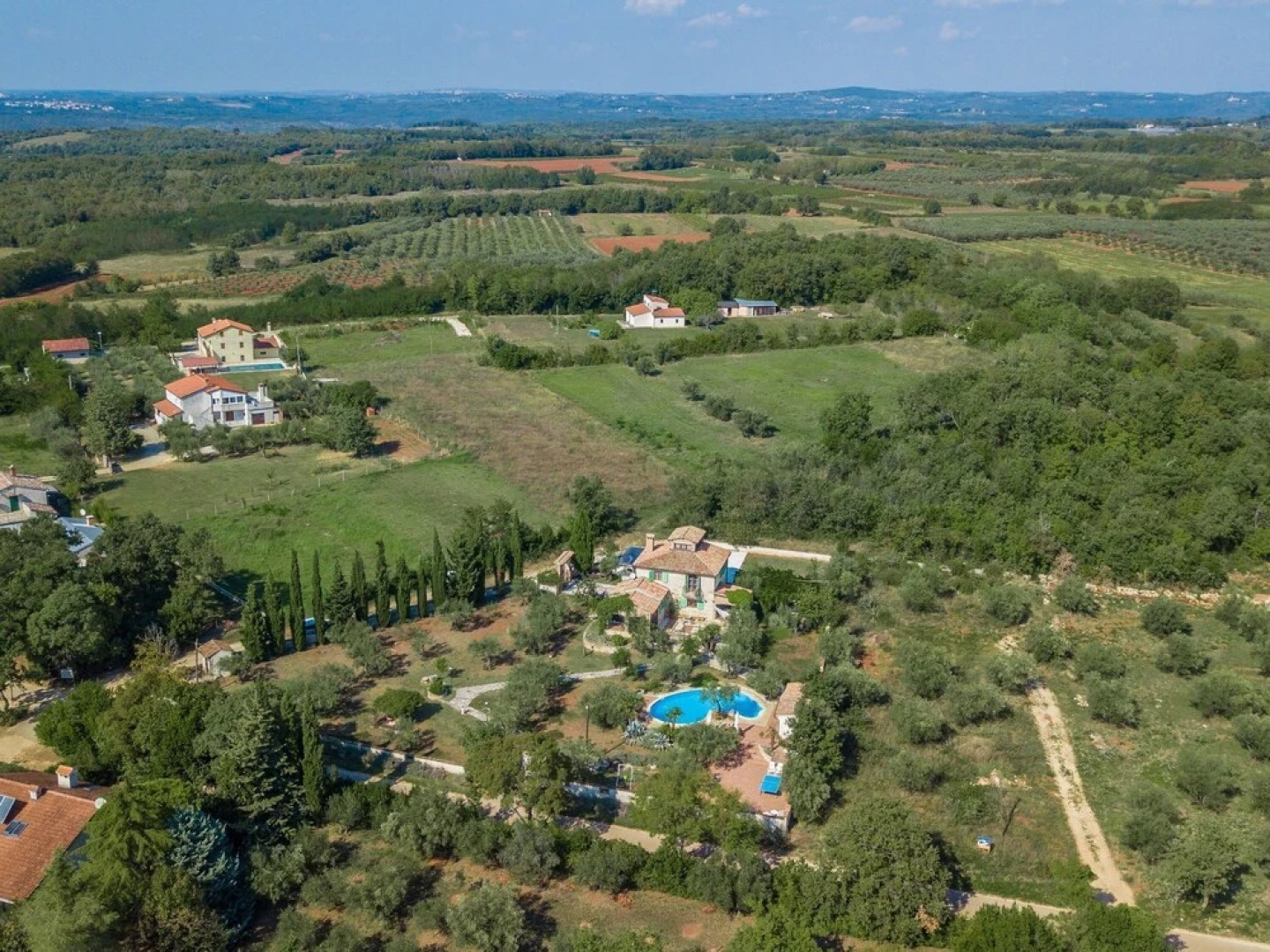 Quaint Holiday Home With Swimming Pool in Kaštelir