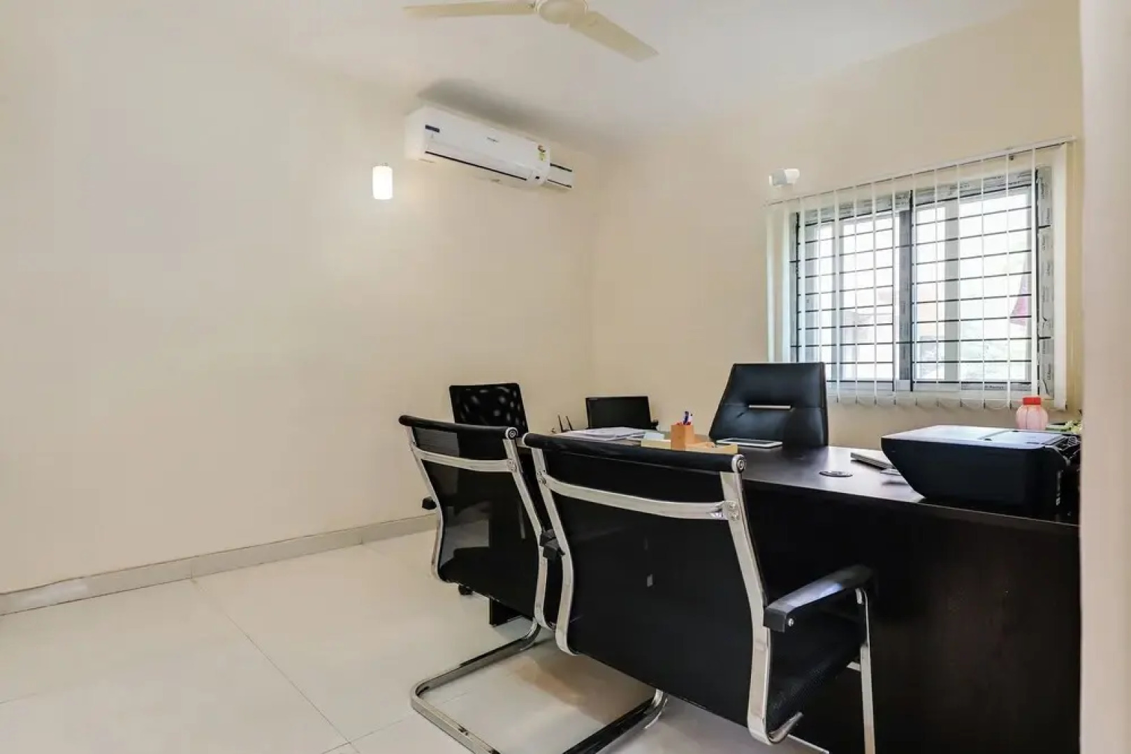 Capital O 42062 Nakshatra Comforts