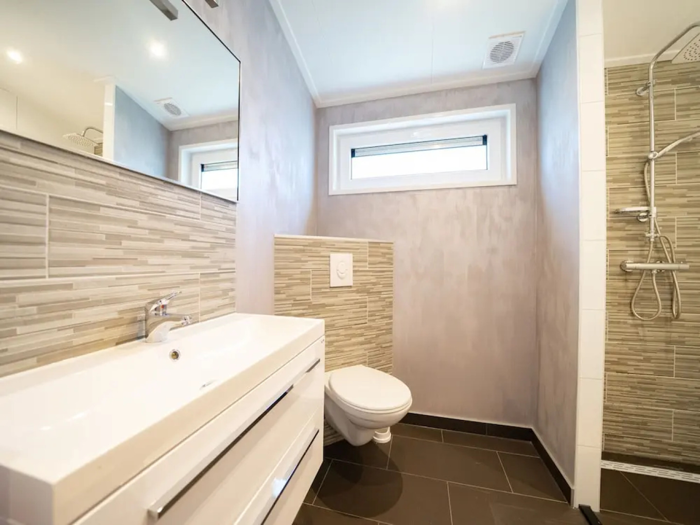 Chalet With Dishwasher in the Green Kempen