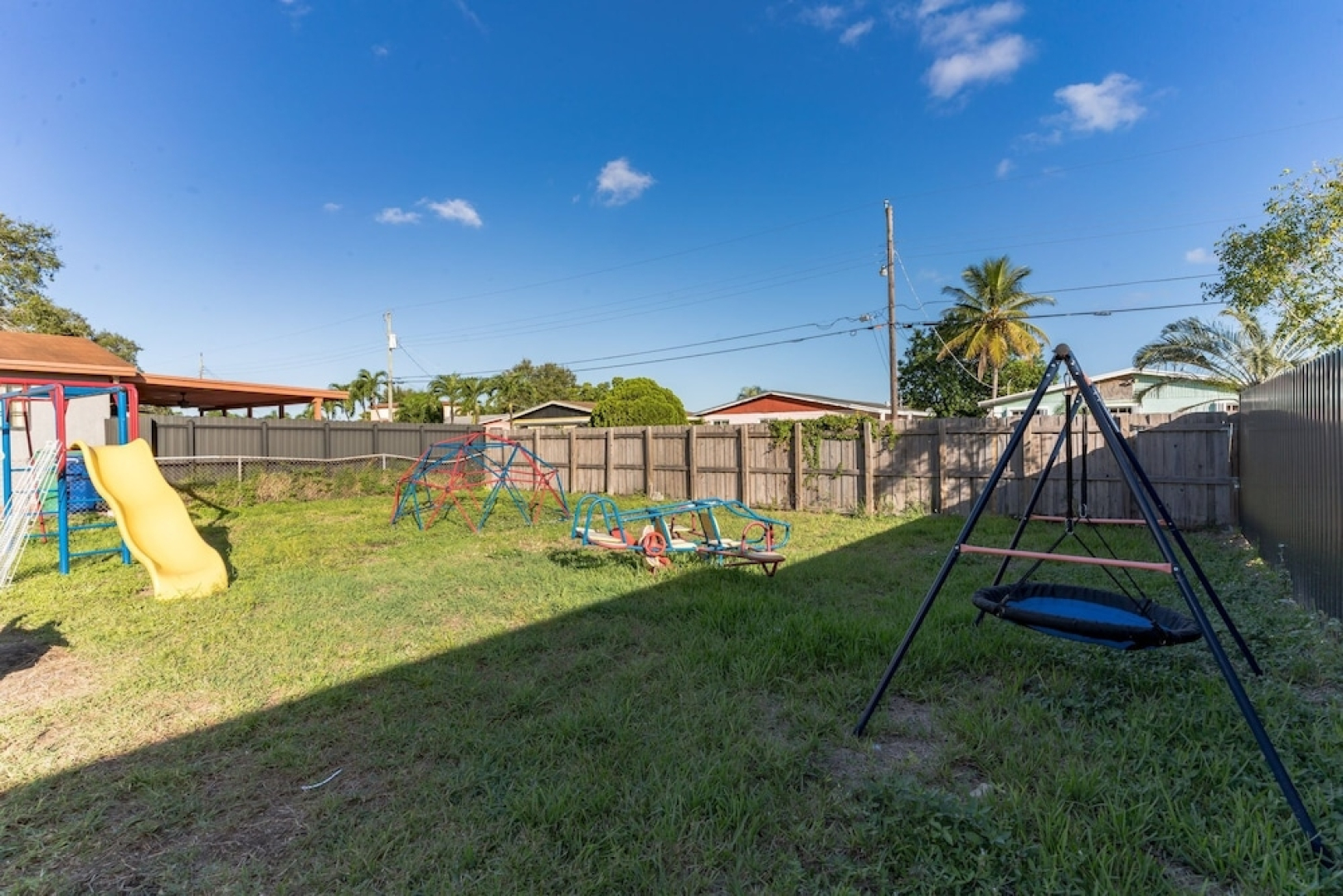 CocoPlum Rest N Hideaway 4