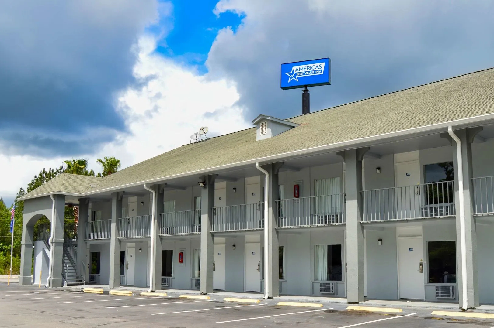 Days Inn by Wyndham Hardeeville Near Hilton Head