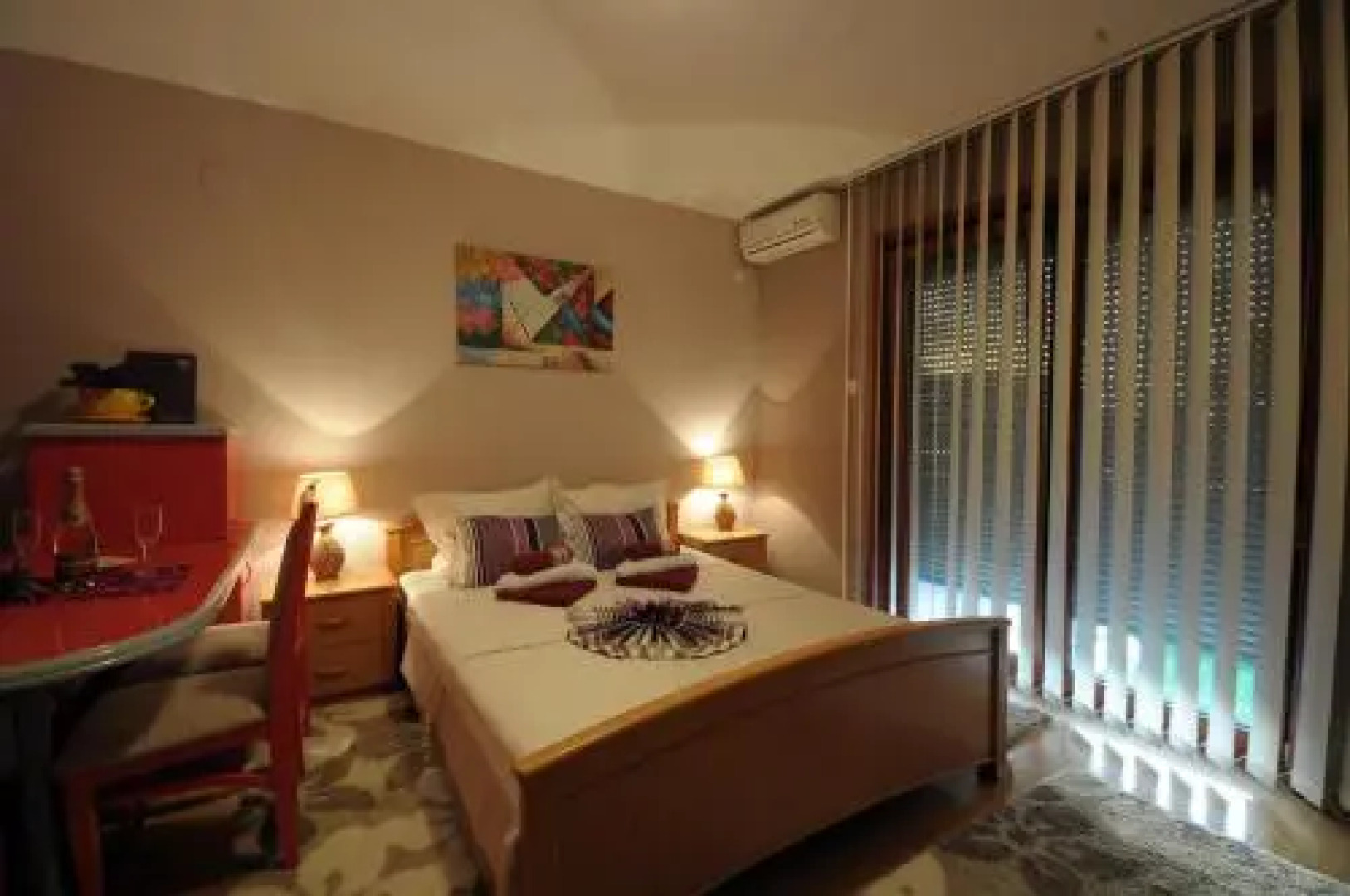 Apartments Iwa Centar