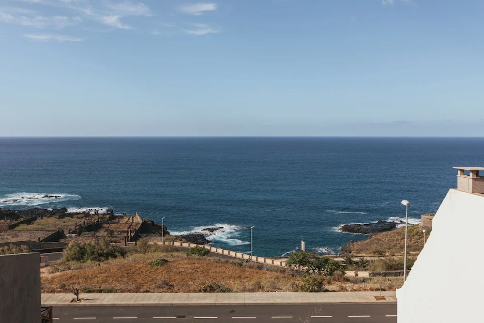 Vertical Villa: luxury, sea views & private SPA