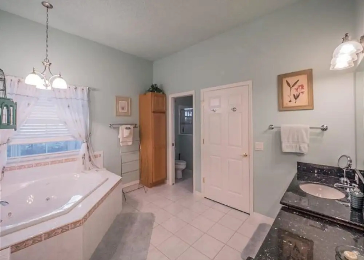 Carolina Court 1311 by White Pelican VR