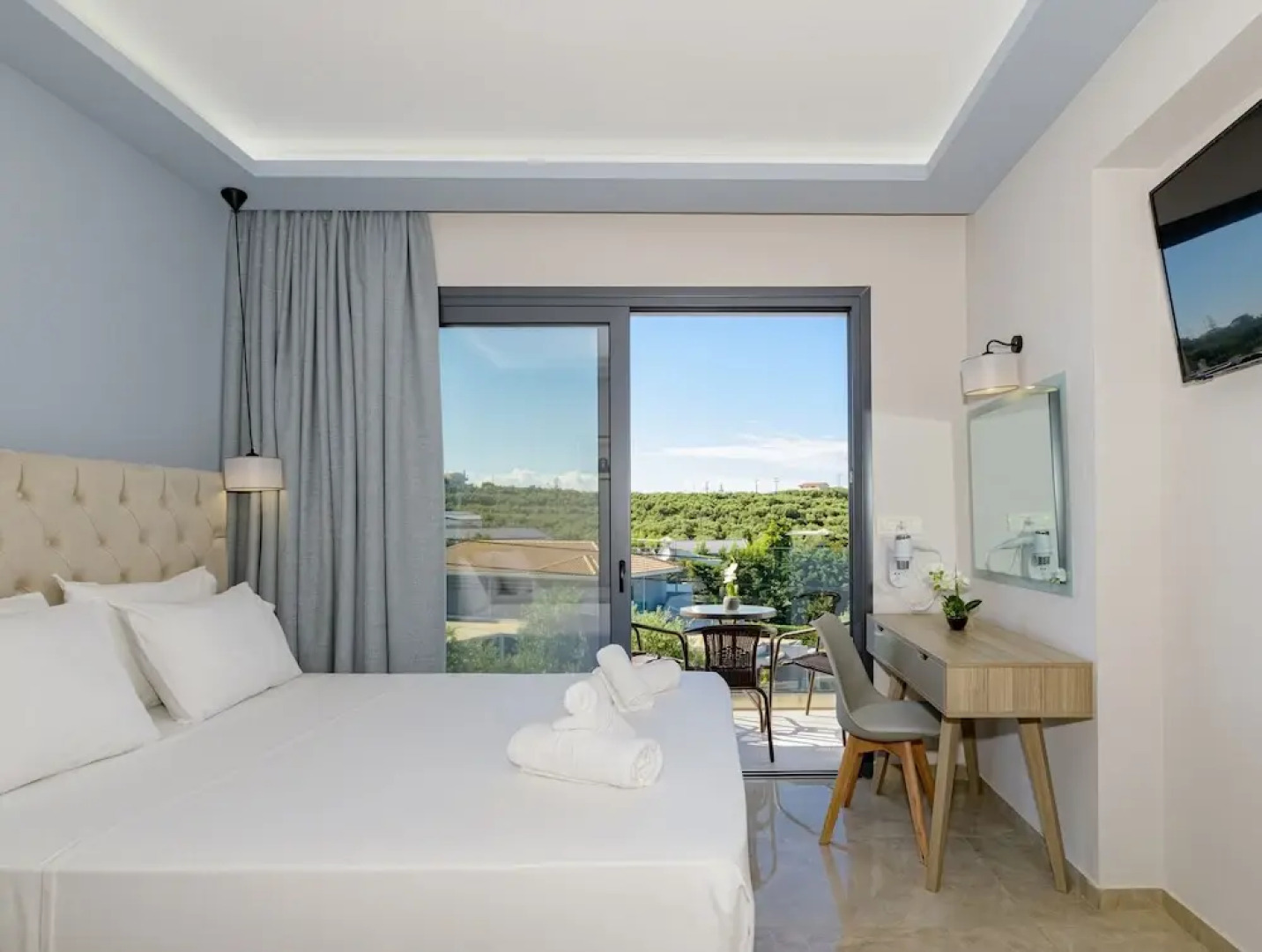 Christina Apartments