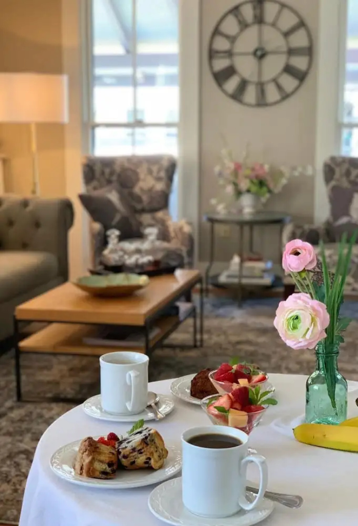 The Oak Bluffs Inn