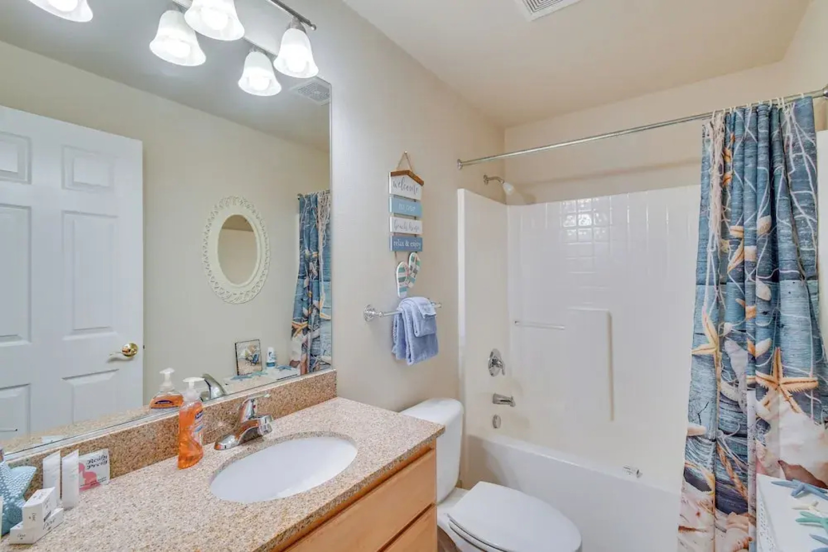 Westport Vacation Rental: Walk to Beach!