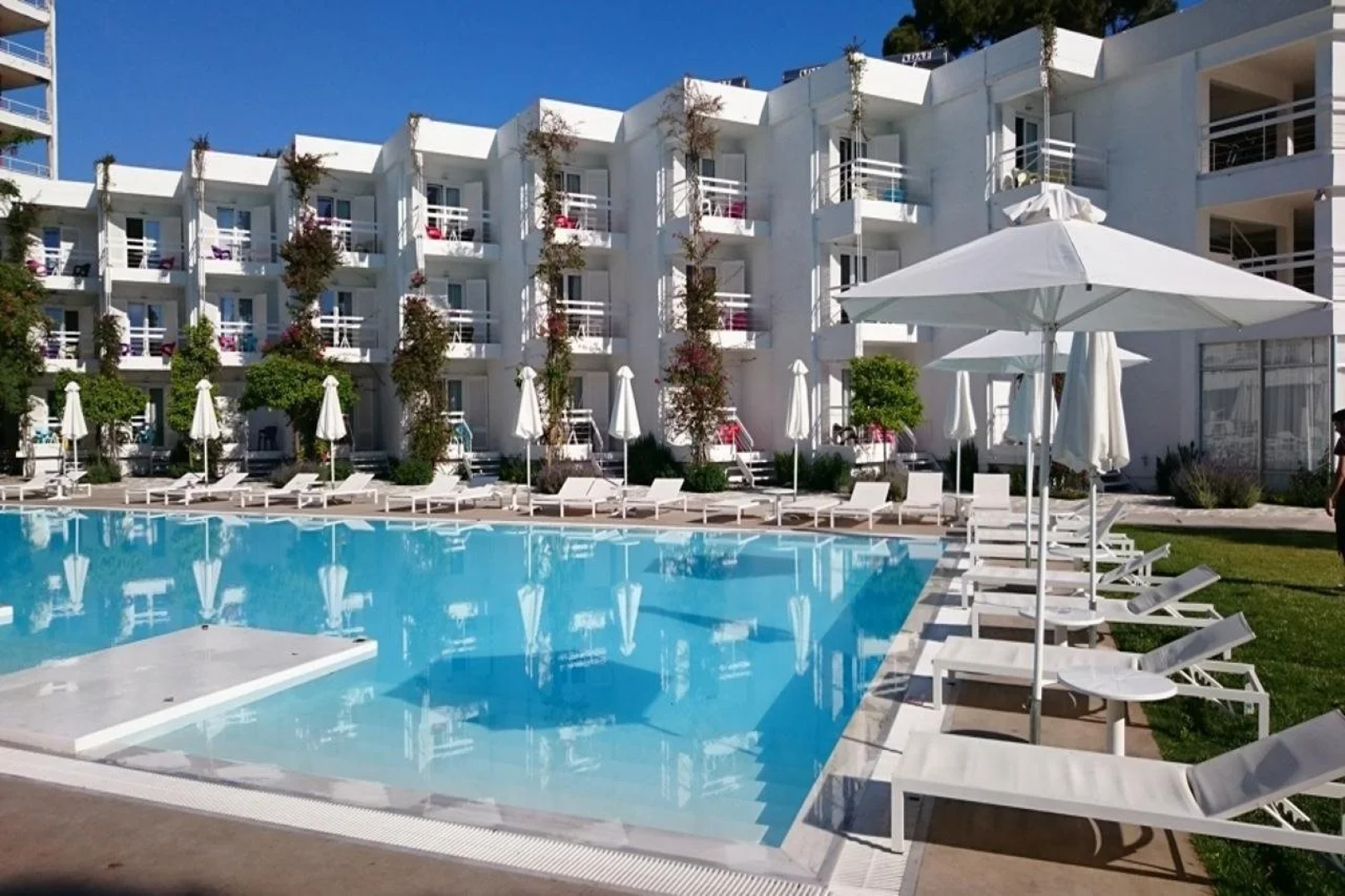 Marathon Beach Resort