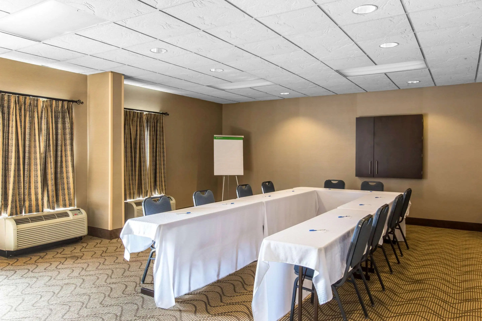 Comfort Inn & Suites Thomson