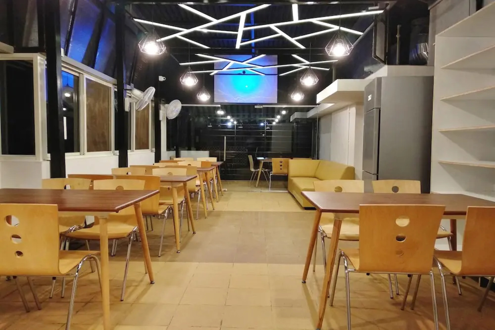 OYO 10395 Hotel Dvarka INN