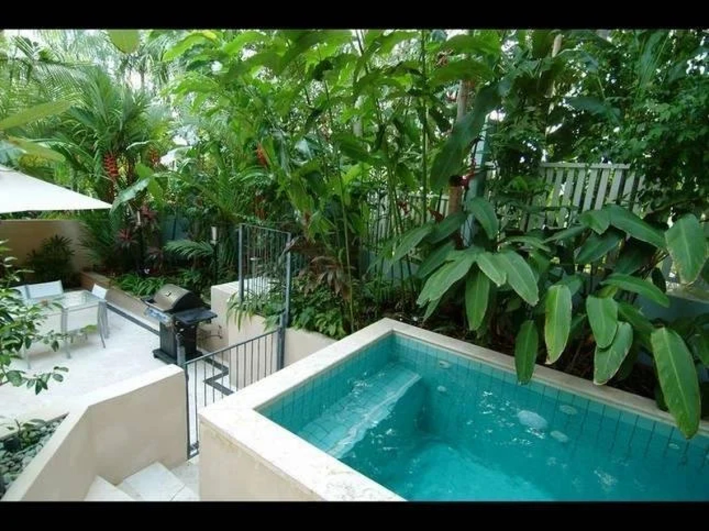 Villa 10 On Grant St Luxury Villa