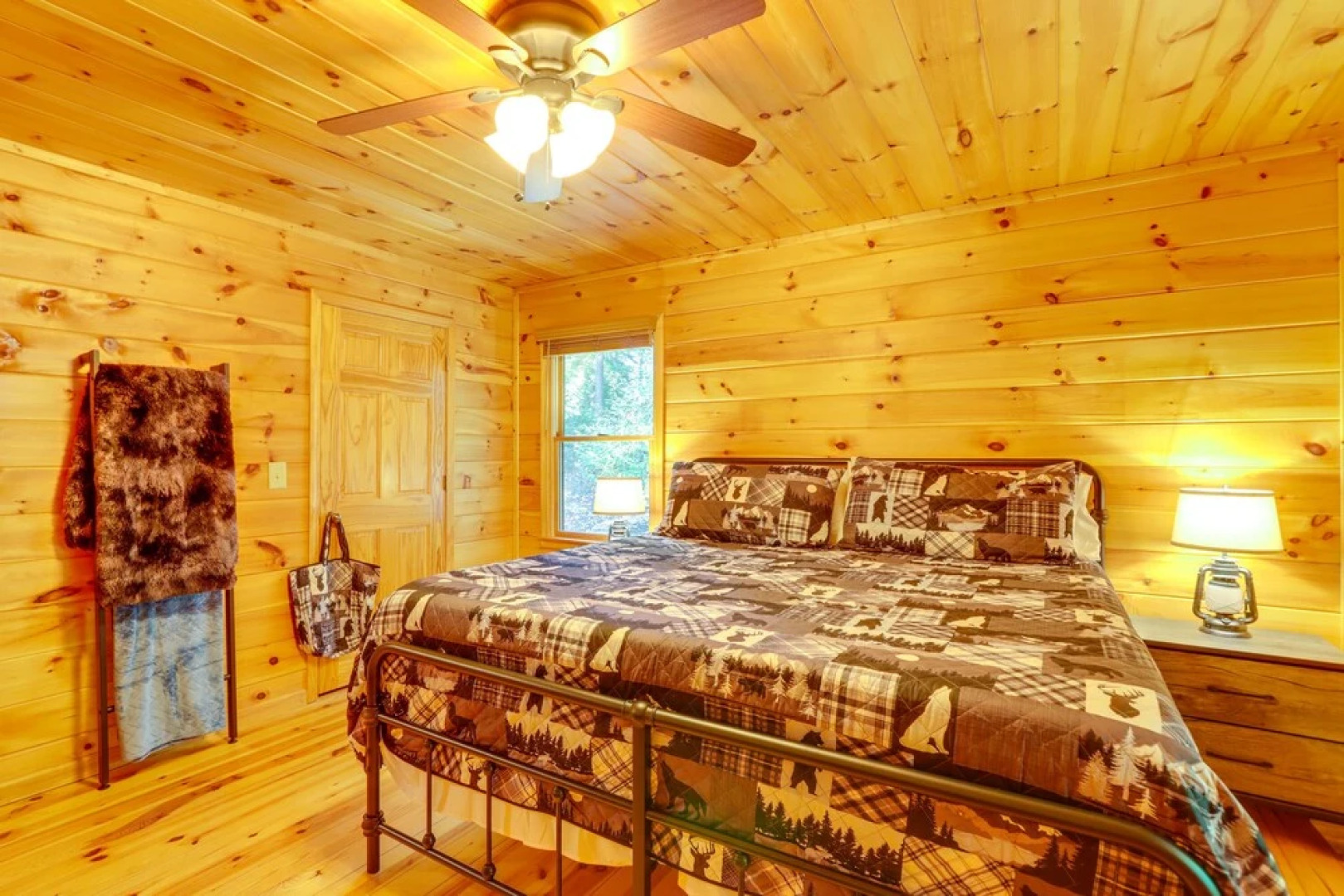 Ellijay Cabin Rental w/ Hot Tub & Resort Amenities