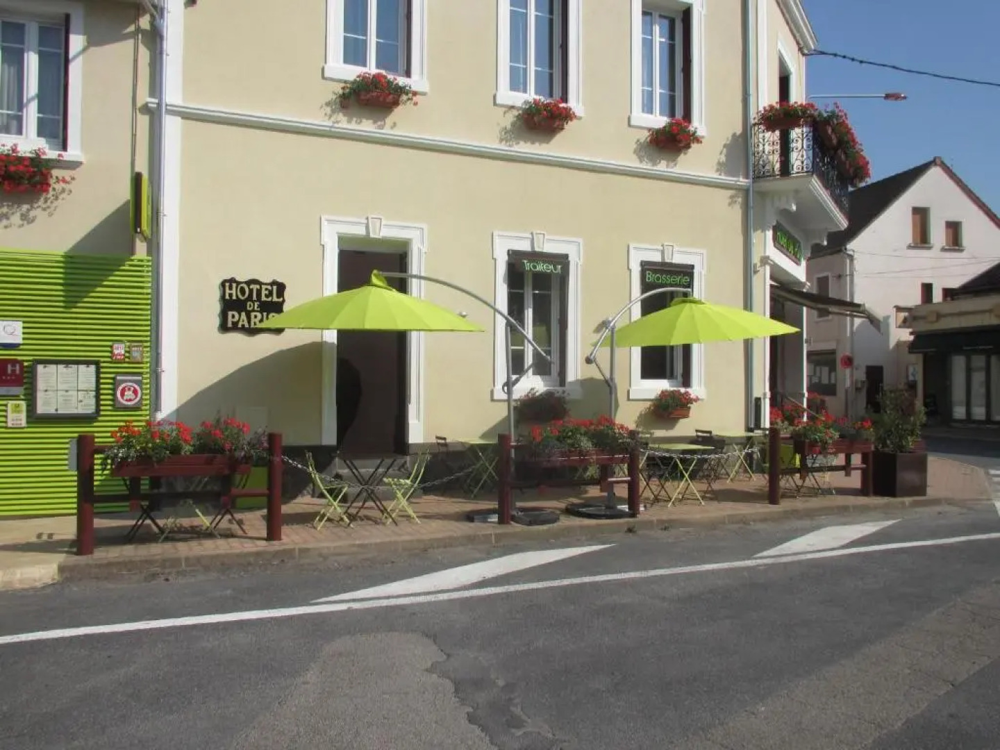 Logis Hotel De Paris