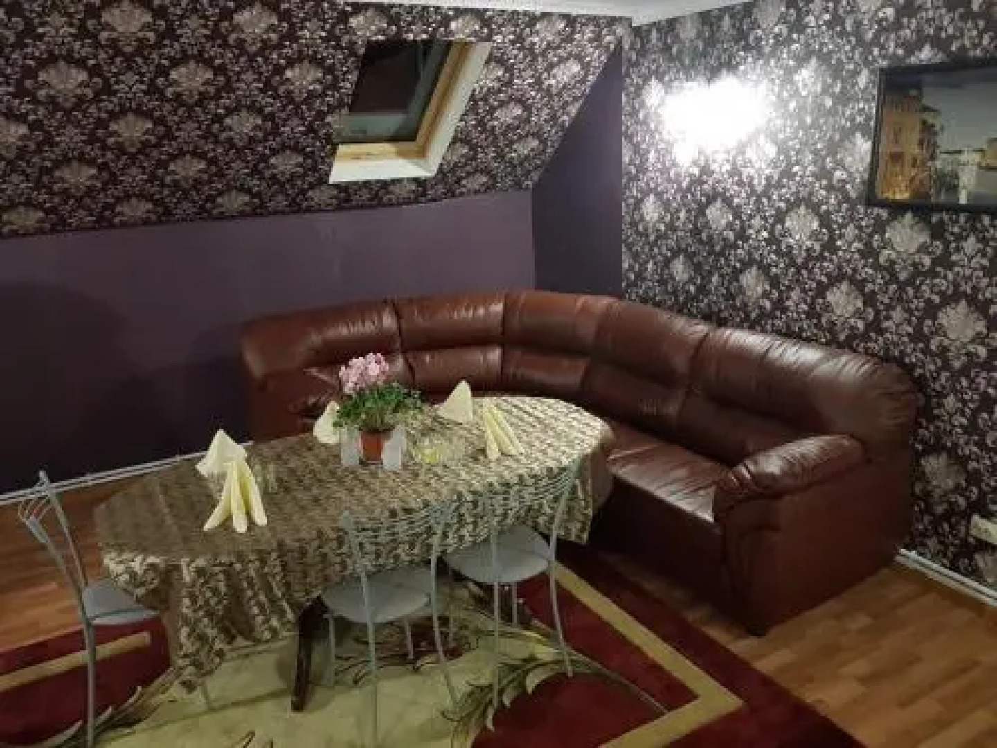 Hotel Restaurant Rouz