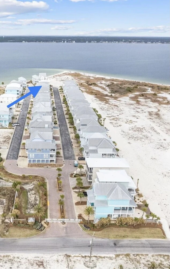 Sugar Beach Retreat 4 Bedroom Home by RedAwning