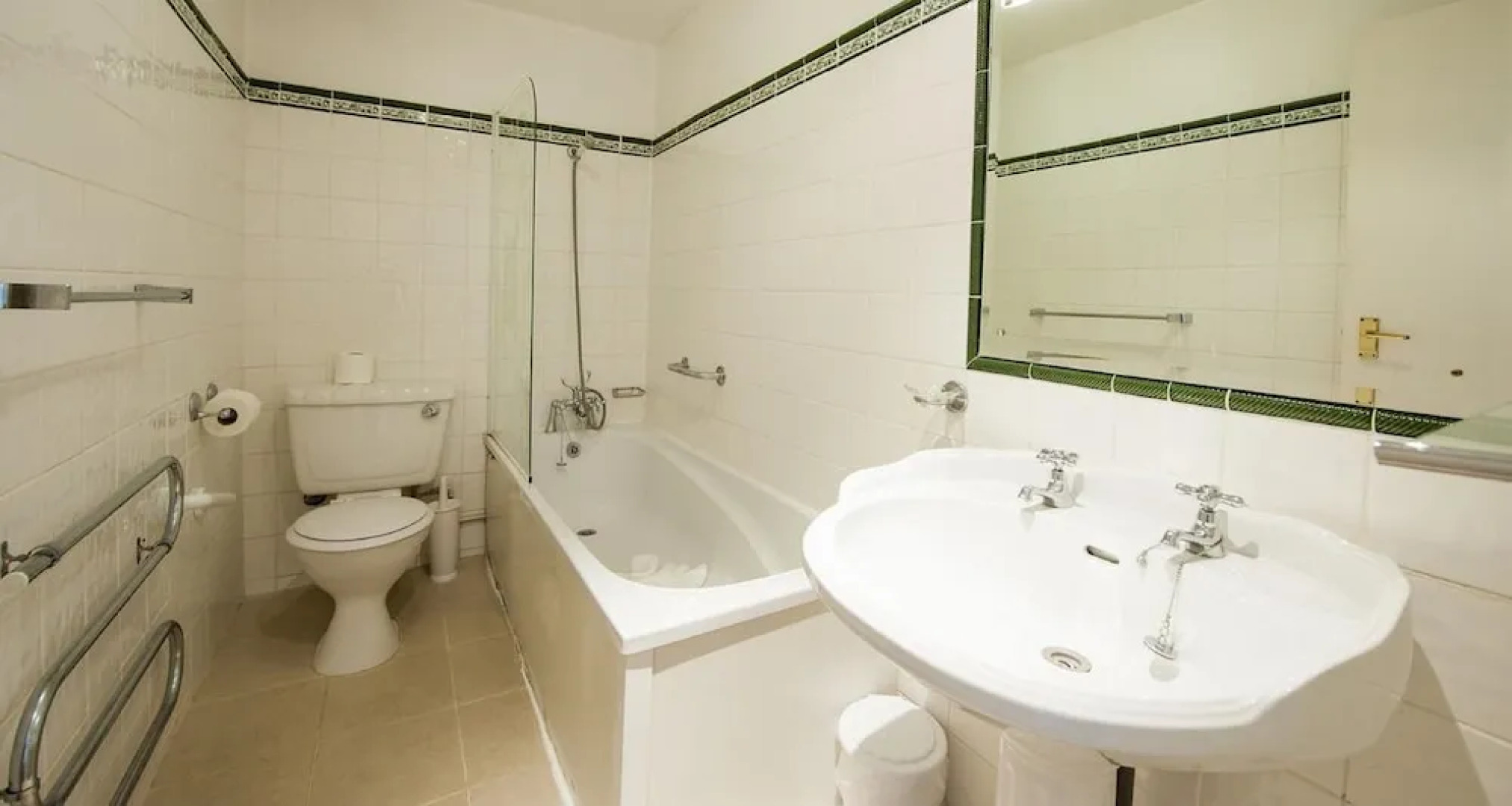 The Mansion Lions Hotel