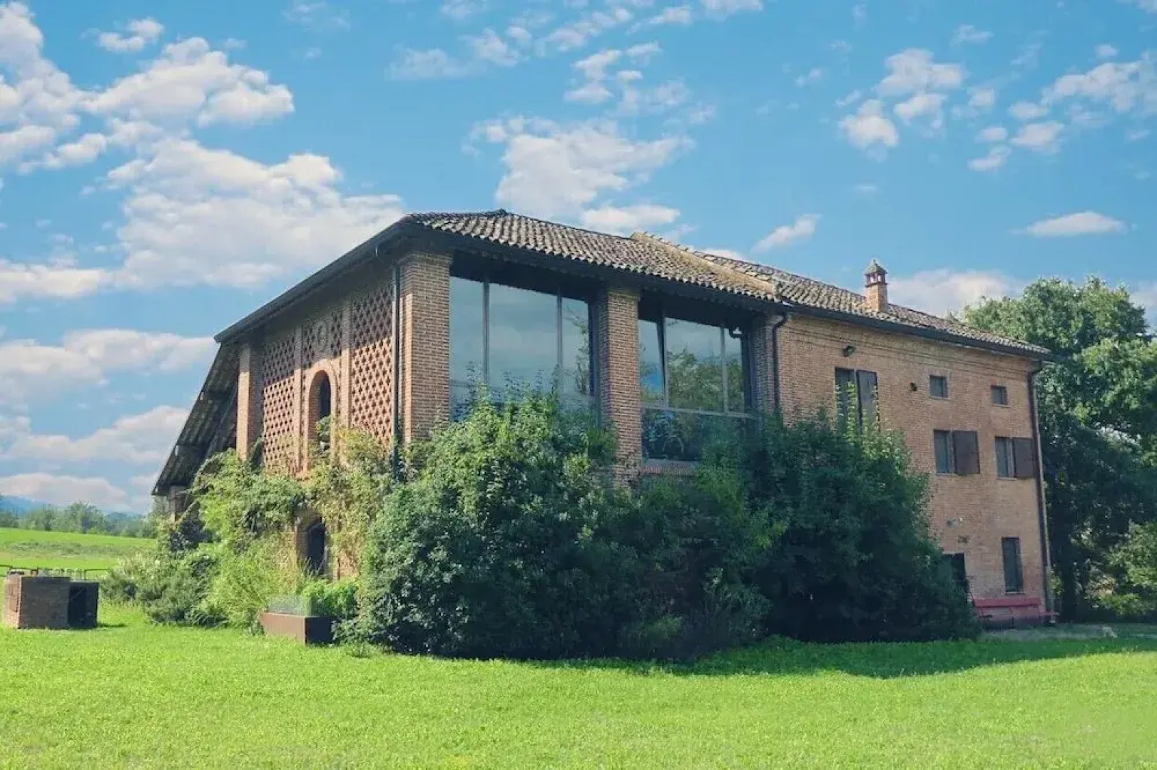 Villa Poggio Zucchino Pool Piacenza
