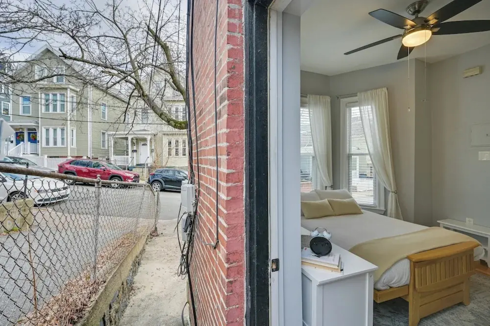 Cozy Somerville Studio: 2 Mi To Boston, Walk To T!