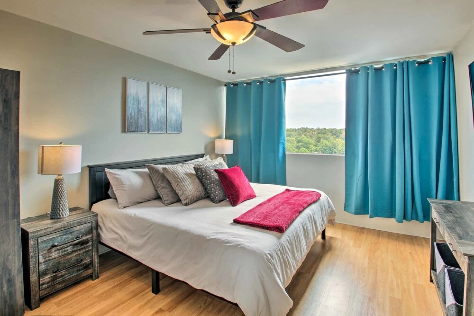 Pool & Views: 'seventh Heaven' Hot Springs Condo