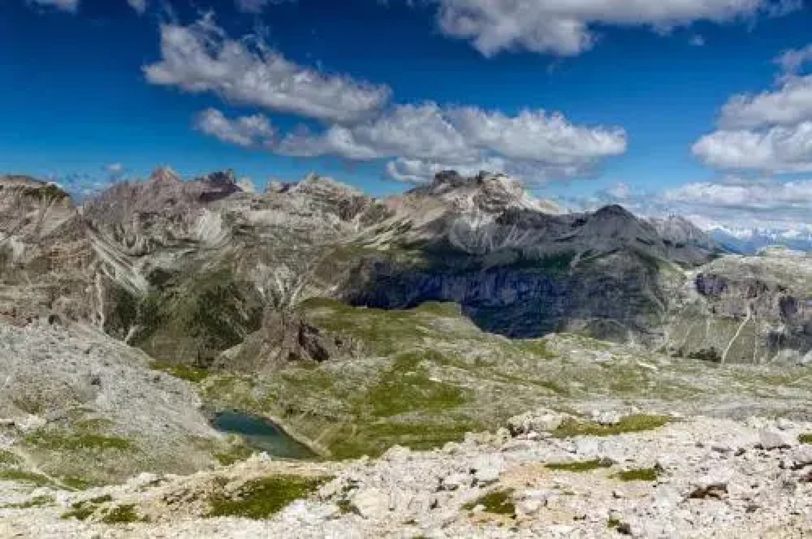 Apartments Villa Center Pic