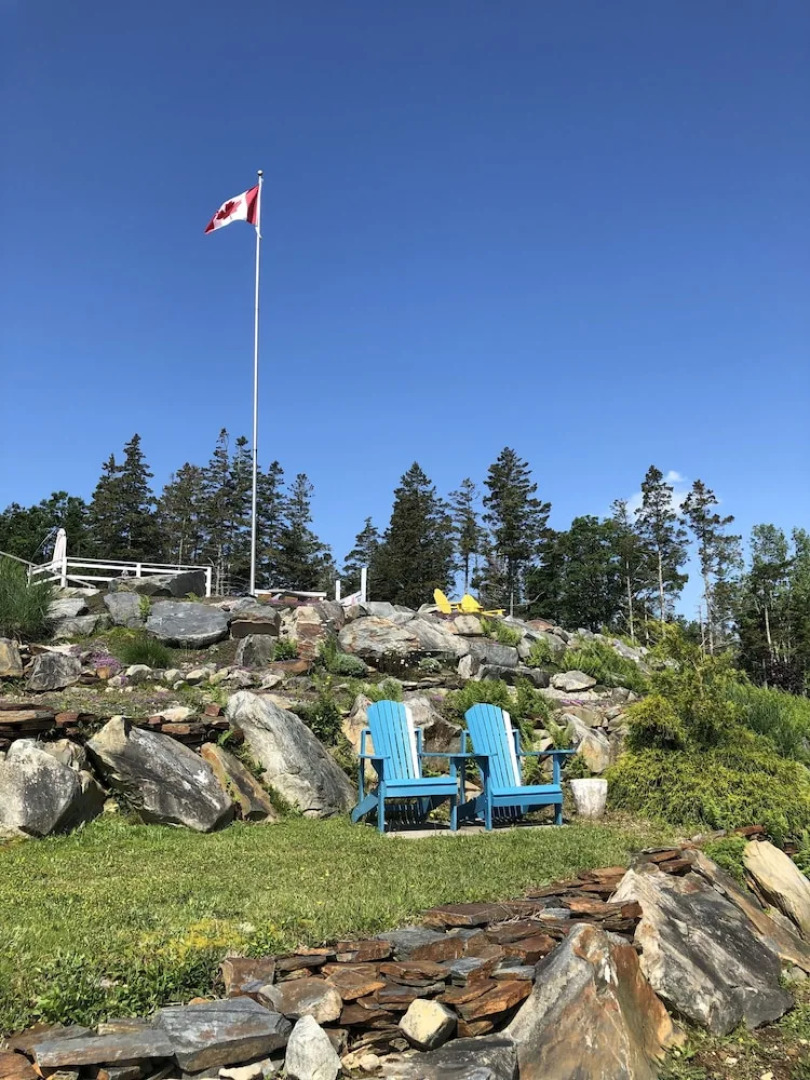 The Lake House Bed & Breakfast