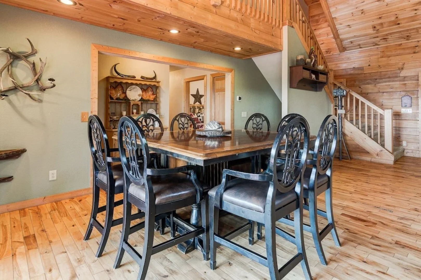 Daze Off - 4 Br Cabin