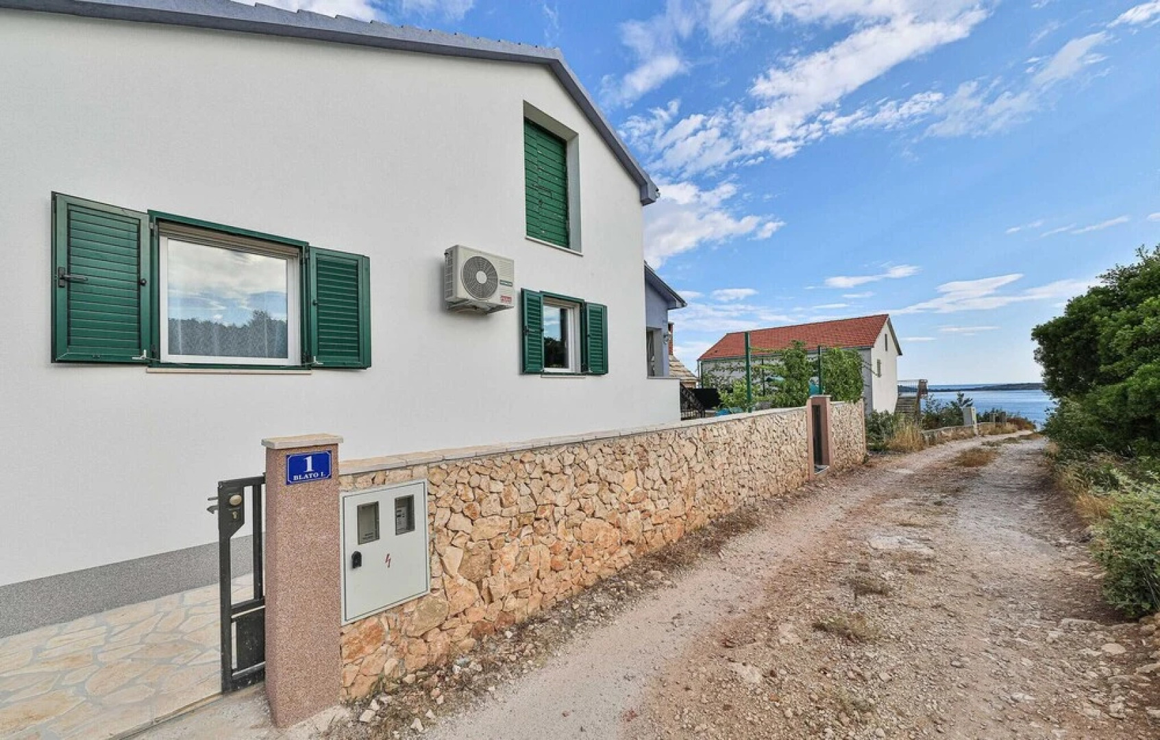 Stunning Home in Trogir With Wifi and 3 Bedrooms