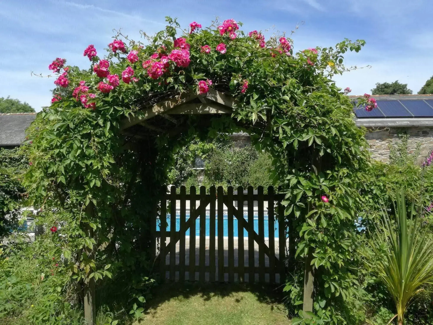 Rose In Vale Country House Hotel