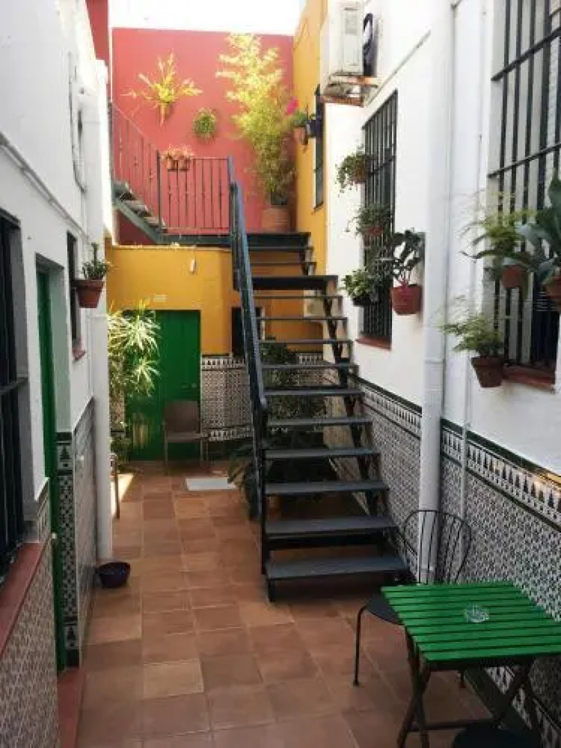 Hostal Rompeolas