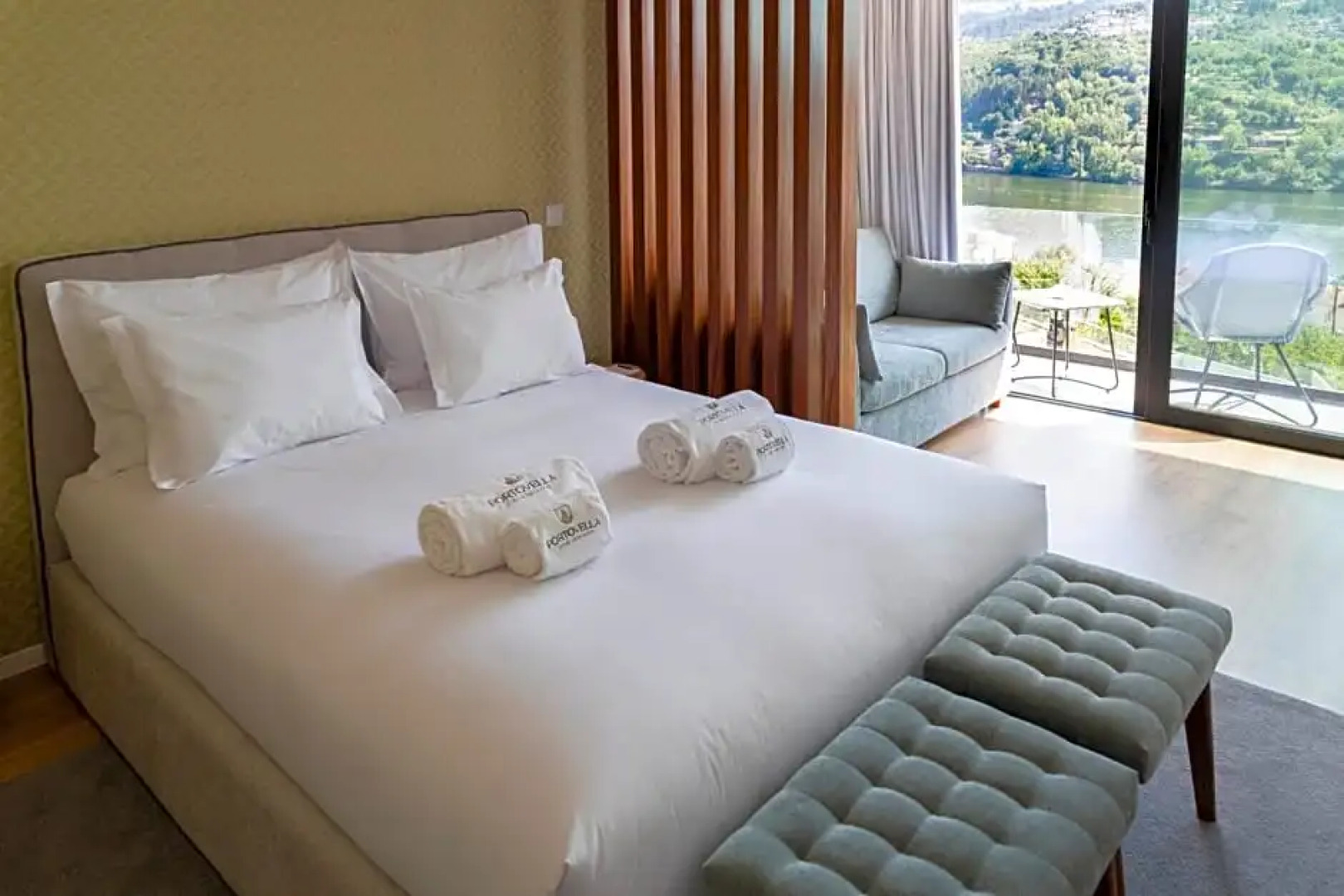 Portovella Lodges & Bungalows