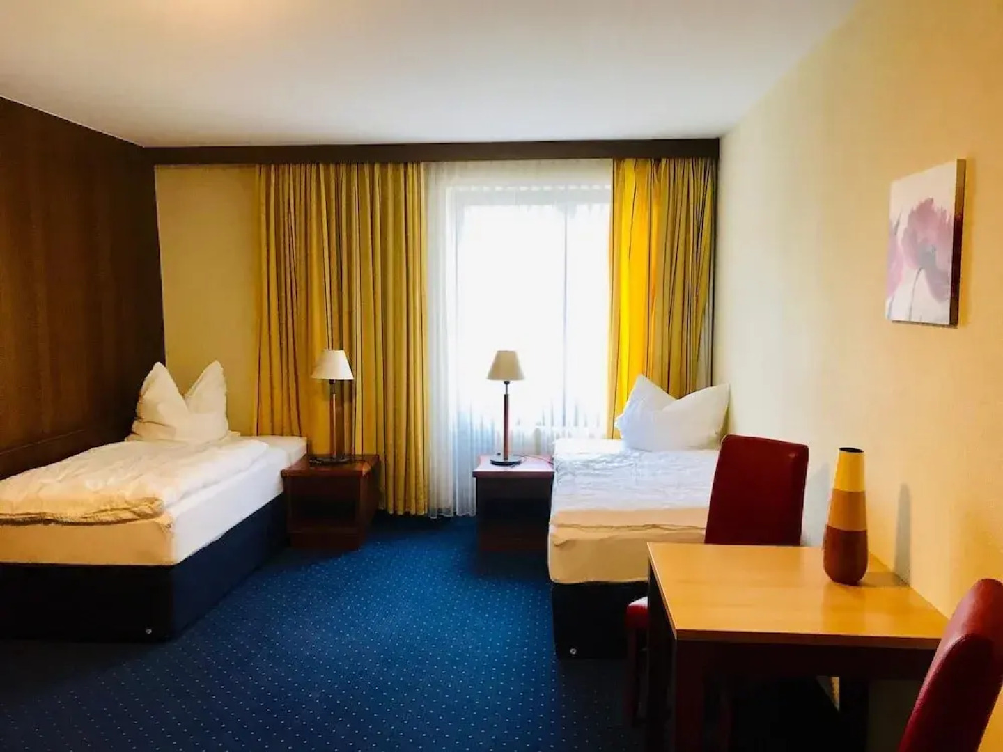 Hotel Regina - DG drei D.G. GmbH